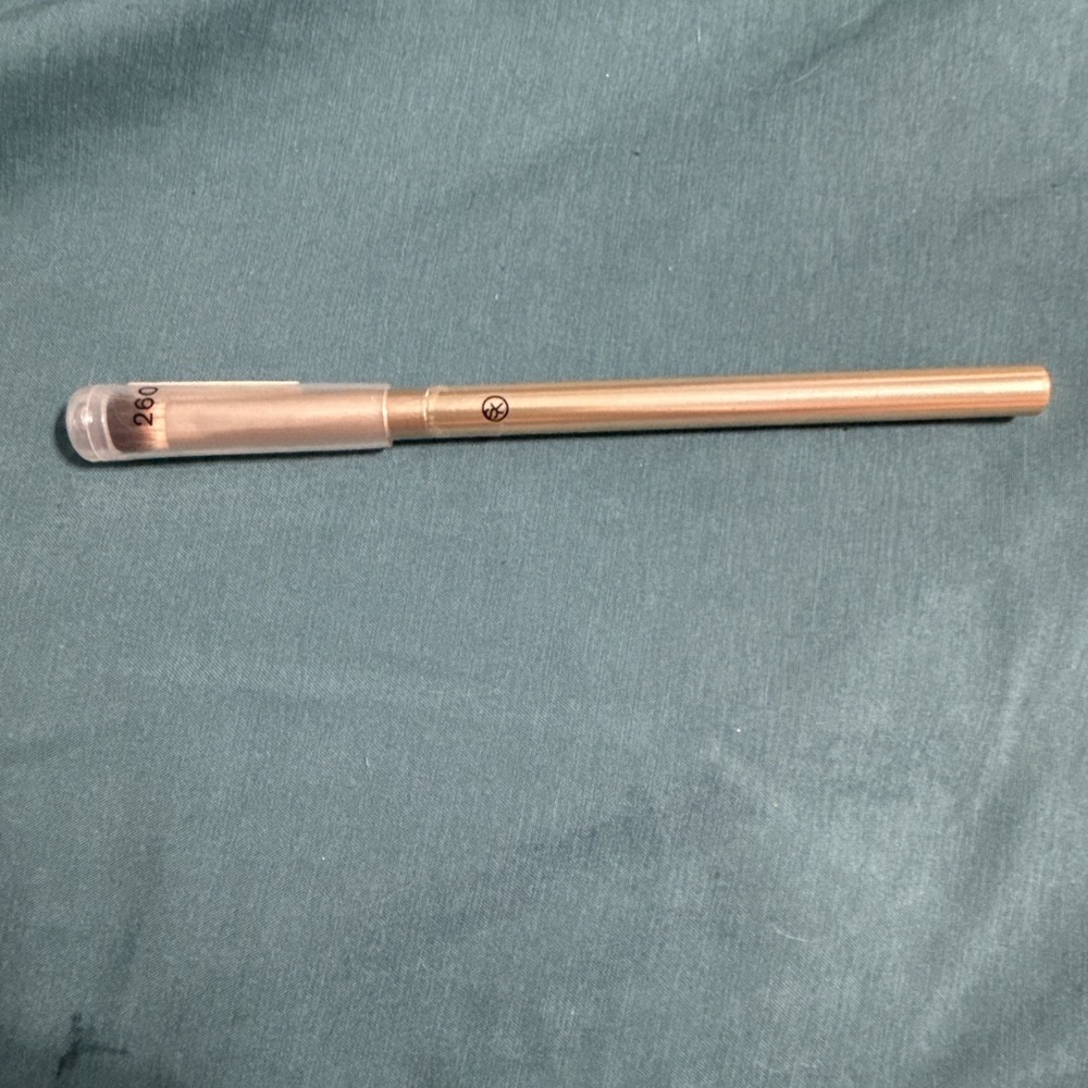 Sonia Kashuk Essential Collection Small Eyeshadow Brush,‎ 260